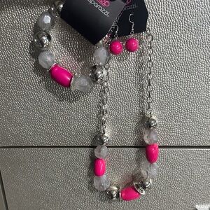 Paparazzi Fuchsia and Silver Necklace Set